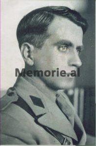 Letra për Mehmet Shehun: “Në kampin e Laçit, trupin e të vrarit që u arratis, e lanë 24 orë në oborr te këmbët e të burgosurve dhe…”/ Denoncimi i Bedri Spahiut nga burgu