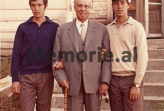 “21 korrik 1969, anija kozmike “Apollo-11” zbriti në hënë. Uljen e saj po e shikojmë në televizor, kthimin s’e pashë se fjeta, por fatkeqësi që…”/ Kur Enveri ndiqte live garën hapsinore