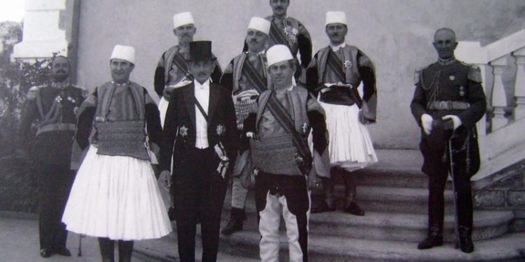 “Edhe pse ishte ministër i Zogut në disa kabinete, e deri në ’44-ën nën gjermanët, me ndërhyrjen e prof. Budës, u lirua nga burgu…”/ Historia e rrallë e Dr. Rrok Gerës