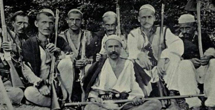 “Ka përkrahur Abaz Kupin, kundërshton reformat e pushtetit popullor, dallaveraxhi dhe…”/ Zbulohet dokumenti me karakteristikat e 24 kulakëve të Krujës e Kurbinit