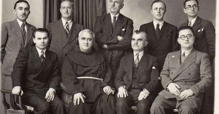 “Pas 30 vitesh takova Çabejn, ja dhashë dorën edhe pse ai s’ishte me ne, por s’ka bërë krime si Ernest Koliqi që…”/ Shkrimi i ’61-it te “Shejazat”, ku Enveri akuzon Koliqin