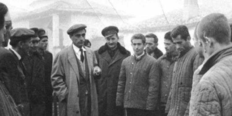 Raporti ‘sekret’ për Hysni Kapon: “Elementë me biografi të keqe i vunë zjarrin Bazës së Pashalimanit dhe…”/ Ngjarja e bujshme që alarmoi Komitetin Qendror në ‘68-ën dhe arrestimet