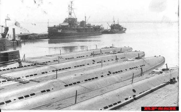 Raporti ‘sekret’ për Hysni Kapon: “Elementë me biografi të keqe i vunë zjarrin Bazës së Pashalimanit dhe…”/ Ngjarja e bujshme që alarmoi Komitetin Qendror në ‘68-ën dhe arrestimet