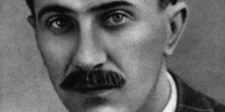 Nga studentët që mësonin në Perëndim, te KONARE-ja që financoi 20 të rinj në universitetet e Bashkimit Sovjetik/ Historia e panjohur se si hynë idetë komuniste në Shqipëri