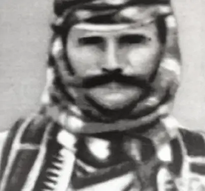 Historia e Bajraktarit të Hotit, që sfidoi 3 pushtete: UDB-në në Damask, burgjet e Austrisë dhe terrorin komunist: / Im atë, ish-oficer i Zogut…