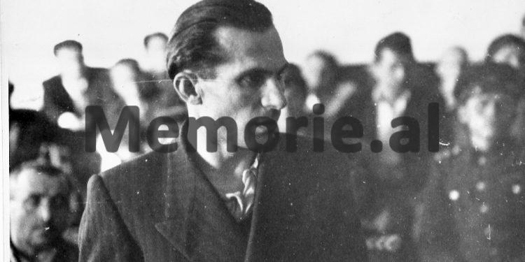 “Nesti Kerenxhi si ministër i Brendshëm, lejoi të survejoheshin anëtarët e Partisë, si në Shkodër dhe Berat, ku shefat e Sigurimit, shkonin dhe…”/ Akuzat e Enverit në ‘48-ën në Korçë