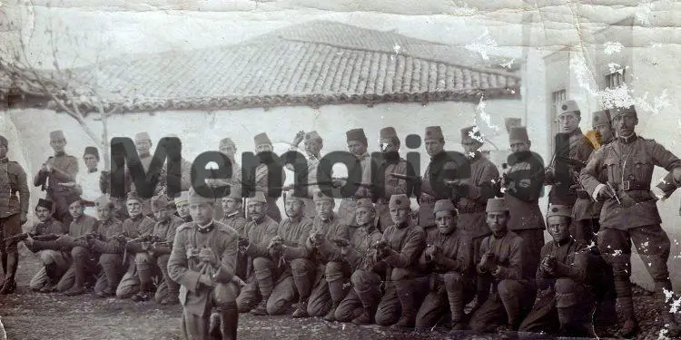 “Po ja…, edhe ne 10 korrikun po festojmë këtu në Brrakë…”/ Kur gjeneral Spiro Moisiu refuzoi Enverin dhe s’shkoi në ‘Pallatin e Brigadave’