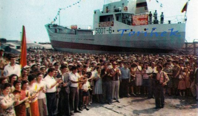 Arratisja e bujshme e ’89-s: “Dilni ju çuna shikoni Evropë me sy, në Brindisi do shohim televizor pa antenë dhe…”/ Raporti sekret për Ramiz Alinë