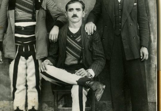 “Ka përkrahur Abaz Kupin, kundërshton reformat e pushtetit popullor, dallaveraxhi dhe…”/ Zbulohet dokumenti me karakteristikat e 24 kulakëve të Krujës e Kurbinit