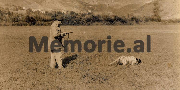 “Pasi Enveri në Plenum tha: ‘ngrihuni e flisni ç’keni për armikun Beqir Balluku’ babai erdhi në shtëpi dhe…”/ Dëshmia e rrallë e djalit të ish-ministrit