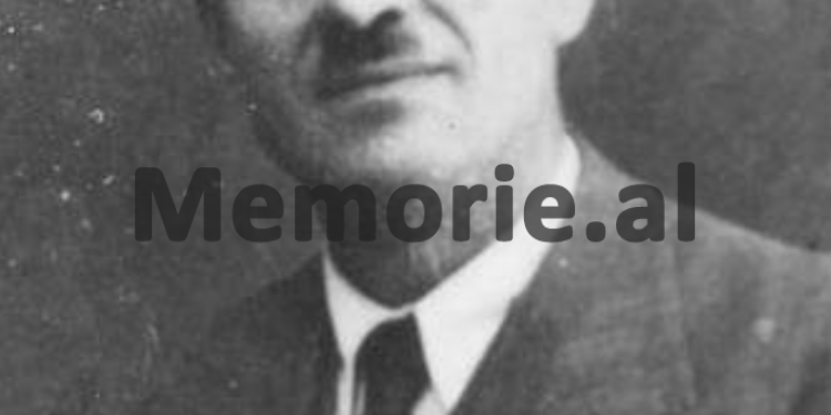 “Gjyshi im, ish-deputet i Monarkisë, shpëtoi Enverin nga ballistët, por e vdiqën në tortura në 1947…”/ Historia tragjike e besnikut të Zogut, që fitoi si deputet edhe në ‘45-ën