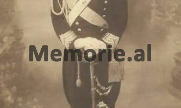 “Gjyshi im, ish-deputet i Monarkisë, shpëtoi Enverin nga ballistët, por e vdiqën në tortura në 1947…”/ Historia tragjike e besnikut të Zogut, që fitoi si deputet edhe në ‘45-ën