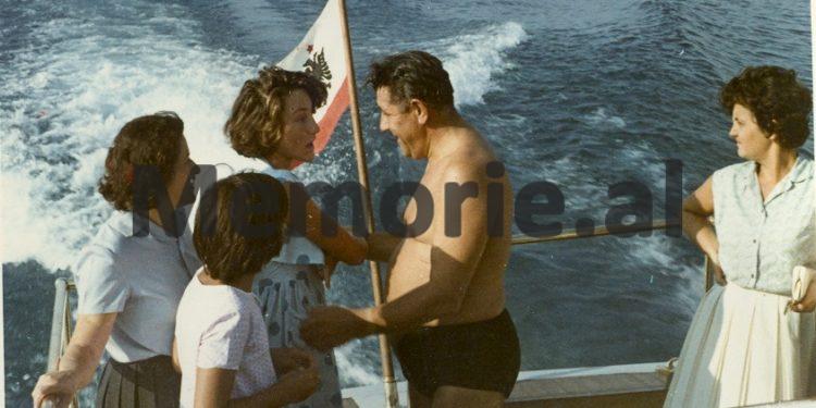 “Babai se pranoi ‘ofertën’ që i bëri Tito në një takim të fshehtë dhe gjatë kthimit, mbi Pogradec, piloti jugosllav…”/ Ngjarja e panjohur e ish-ministrit Balluku