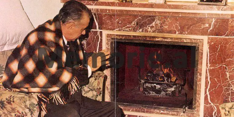 Ditari sekret i Enverit: “Grekët dështuan në Qipro dhe tani janë sulur si qentë kundër nesh, por do ja…”/ Shënimet dhe komentet për konfliktin greko-turk