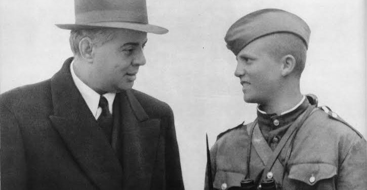 Ditari sekret i Enverit: “Sot revizionistët sovjetik, invaduan ushtarakisht Çekosllavaki dhe…”/ Ç’farë shkruante udhëheqësi komunist më 21 gusht 1968?