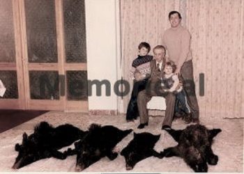 Letra për Ramizin: “Një element armik në Durrës, thotë se Enveri ka 4-5 vila, kurse ne inxhinierët s’kemi as biçikletë dhe…” Raporti “Tepër sekret” i Sigurimit, pas ngjarjeve në Çekosllovaki