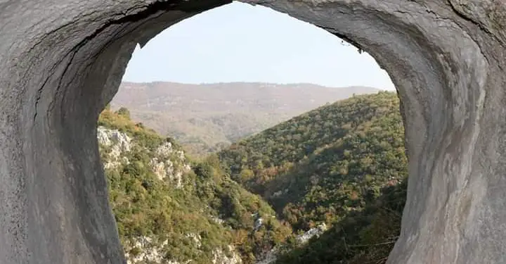 Historia e panjohur e Kurbinit / Nga periudha e Arbërit, në ditët e sotme, me doket, zakonet, traditat, kultura etj., dhe harmonia ndërfetare e popullsisë heterogjene të saj