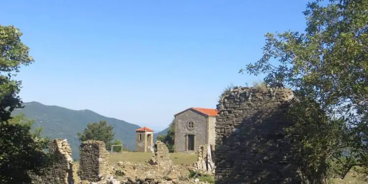 Historia e panjohur e Kurbinit / Nga periudha e Arbërit, në ditët e sotme, me doket, zakonet, traditat, kultura etj., dhe harmonia ndërfetare e popullsisë heterogjene të saj