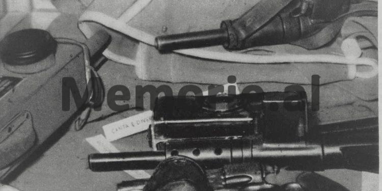 “Na spiunoi njeriu i Bardhok Bibës dhe Sigurimi na rrethoi te Ura e Karmës, ku luftuam 8 orë e vramë…”/ Dëshmia e 109 vjeçarit, ish-diversantit parashutist