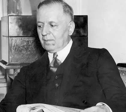 “Noli mëndje cekët e shpuri vendin buzë varrit, Zogu, fisnik e me karakter, fati e kish shënjuar për Shqipërinë…”/ Shkrimi i Konicës në ’26-ën te gazeta “Dielli”