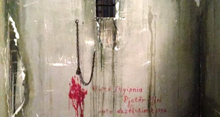 Klithma e një nëne