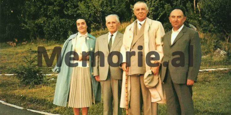 “Vdekjen nuk e kam frikë, se qentë si unë këtë përfundim meritojnë, por kur dëgjova sot ulërimat e fëmijëve të mi, që…”/ Letra e Petrit Dumes për Mehmetin