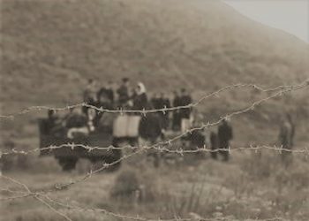 “Ja katër minoritarët që s’pranuan të firmosnin deklaratën për Enver Hoxhën ditën e lirimit, që ne e nënshkruam,…”/ Dëshmia e ish-të dënuarit të Spaçit