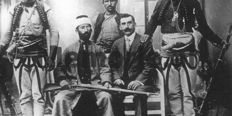 Luigj Gurakuqi dhe Sali Hida Hoxha - Memorandumi i Greçës, korrik 1911