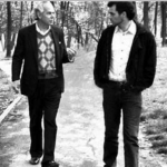 Rare testimony of the rebel sculptor Agim Rada: Kristaqi treated me like his son and when he cursed the regime, he said to me “rest, shut up”, while Edi laughed….?! How Edi helped me with the book of the Serbian author who blocked me… (unknown photos)
