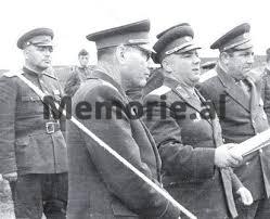 “Beqir Balluku ka punuar në fshehtësi dhe ai ka pikëpamje të tjera të rrezikshme, për të cilat unë e shoku Hito…”/ Letra e Petrit Dumes për Enverin