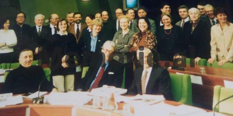 Dëshmia e ish deputetit dhe diplomatit:“Çfarë më pyeti hetuesi për mikun tim, poet e gazetar i ATSH-së në Tiranë dhe ixhinierin kimist në Superfosfatin e Laçit…”