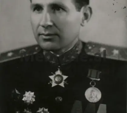 “Si tentuan të më helmonin në burgun e Tiranës, si Tuk Jakovën, pas pyetjeve që i bëra ambasadorit sovjetik dhe Mehmet Shehut…”/ Dëshmitë e rralla të ish-burgosurit