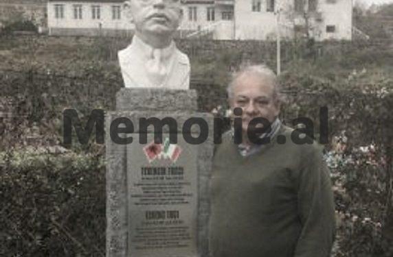 Busti i Terenc Toçit