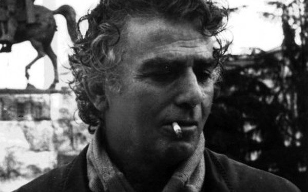 Letra e Ramiz Alisë: “Romani i Petro Markos të ndalohet dhe të bëhet karton e asnjë kopje të mos qarkullojë, pasi…”/ Si u “kryqëzua” shkrimtari rebel për figurën e Enverit