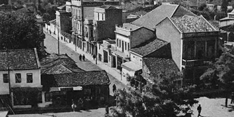 “Si më arrestoi para kolegëve të spitalit të Elbasanit, Kryetari i Degës dhe tre hetuesit që më torturuan barbarisht në qeli, ku …”/ Dëshmia e dhimbëshme e mjekut Jetullah Gashi