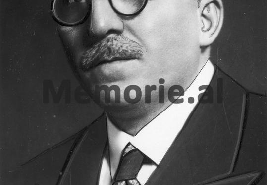 “Llazar Fundo i ka dhënë 8 mijë franga ari një agjenti komunist nga Shkodra, për të blerë armë në Shqipëri dhe…”/ Dokumenti i Zyrës Sekrete të Zogut