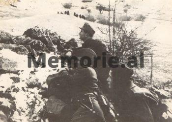 “How he shot 10 men in the village of Xhan, the ‘sister’ of the partisan Çelo Sinani ‘Hero of the People’, where he killed my brother …” / Rare testimony about the event of November 28, 1944