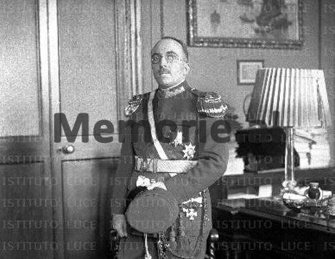 “Llazar Fundo i ka dhënë 8 mijë franga ari një agjenti komunist nga Shkodra, për të blerë armë në Shqipëri dhe…”/ Dokumenti i Zyrës Sekrete të Zogut