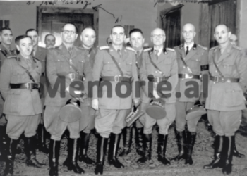 Unknown document / When the Kurbin patriot Gjin Pjetër Pervizi, by order of Dom Nikoll Kaçorri, on November 28, 1912, raised the flag in Milot of Kurbin