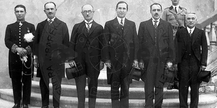 “Llazar Fundo i ka dhënë 8 mijë franga ari një agjenti komunist nga Shkodra, për të blerë armë në Shqipëri dhe…”/ Dokumenti i Zyrës Sekrete të Zogut