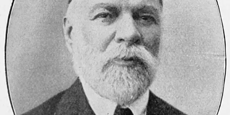 Fjala e Ismail Qemalit: “Durrsakët s’na kuptuan, na quajtën tradhtarë dhe prandaj e ngritëm flamurin këtu në Vlonë…”/ Takimi me parinë e Vlorës