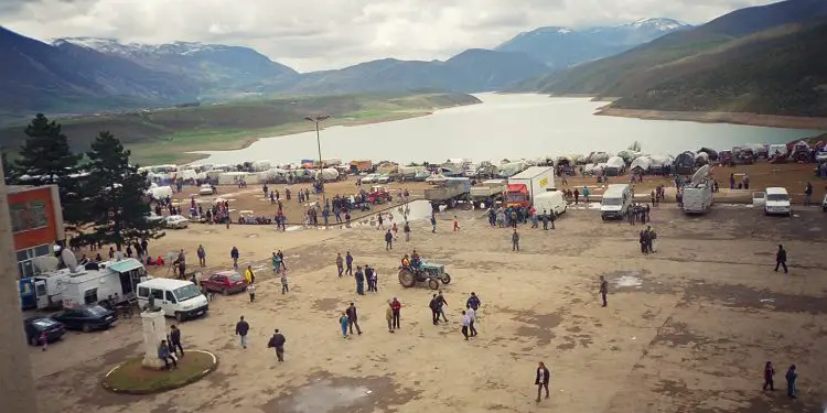 “Kur u ktheva në Kosovë pas viteve ’90-të, njerzit s’më afroheshin e më shikonin me dyshim, si ish-i burgosur në Shqipëri, dhe…”/ Dëshmia e mjekut Jetullah Gashi