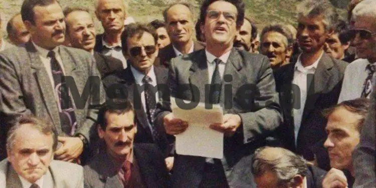 “Në Krujë, do më arrestonin në sy të nxënësve, por më mbrojti Pirro Kondi, që tha ‘s’do arrestohet’ dhe…”/ Dëshmia e Uran Butkës