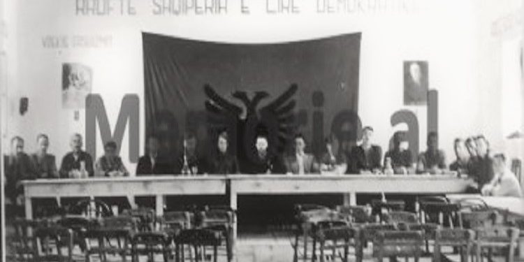 “Unë si sekretare e tij, mora telegramin që vinte për Enverin, ku thuhej; ‘porosia juaj u zbatua me sukses’…”/ Dëshmia e rrallë e Flora Dishnicës, për vrasjen e Gjinishit