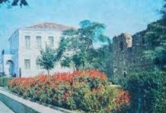 “Si më arrestoi para kolegëve të spitalit të Elbasanit, Kryetari i Degës dhe tre hetuesit që më torturuan barbarisht në qeli, ku …”/ Dëshmia e dhimbëshme e mjekut Jetullah Gashi