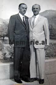 Letra e Ramiz Alisë: “Romani i Petro Markos të ndalohet dhe të bëhet karton e asnjë kopje të mos qarkullojë, pasi…”/ Si u “kryqëzua” shkrimtari rebel për figurën e Enverit