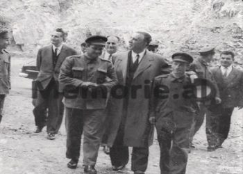 Unpublished photos: “When Enver inspected the ‘Army Central Command’, accompanied by…” / Unknown images of ‘Bunkart 1’