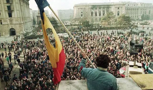 “Gjatë kohës që shërbeva në ambasadën tonë në Rumani, u takova vetëm një herë me Nikolae Çausheskun, i cili na tha…”/ Rrëfimi i rrallë i gazetarit Rezar Xhaxhiu