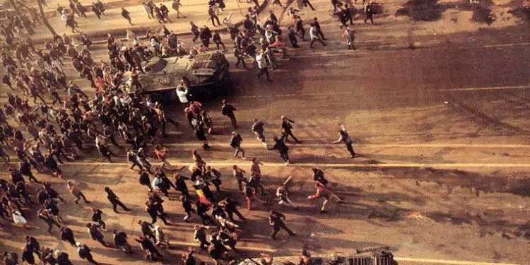 “Gjatë kohës që shërbeva në ambasadën tonë në Rumani, u takova vetëm një herë me Nikolae Çausheskun, i cili na tha…”/ Rrëfimi i rrallë i gazetarit Rezar Xhaxhiu