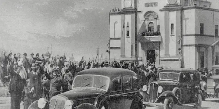 Unknown report: “In Tirana, water is brought by donkey, but everyone had their shoes polished, because”. “/ How did the Romanian journalist see the capital in 1933?